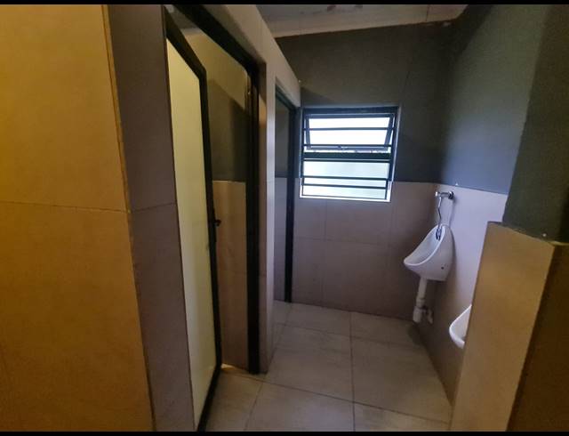 12 BEDROOM HOUSE FOR SALE IN BEDWORTH PARK
